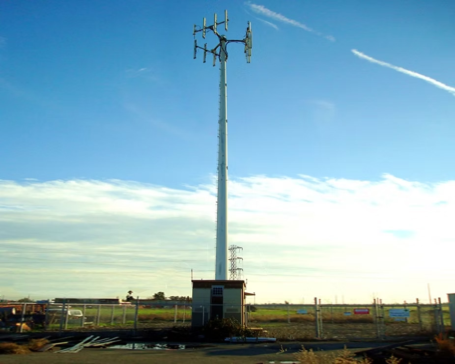 Single-shaft urban telecommunications pole structure with antenna mount
